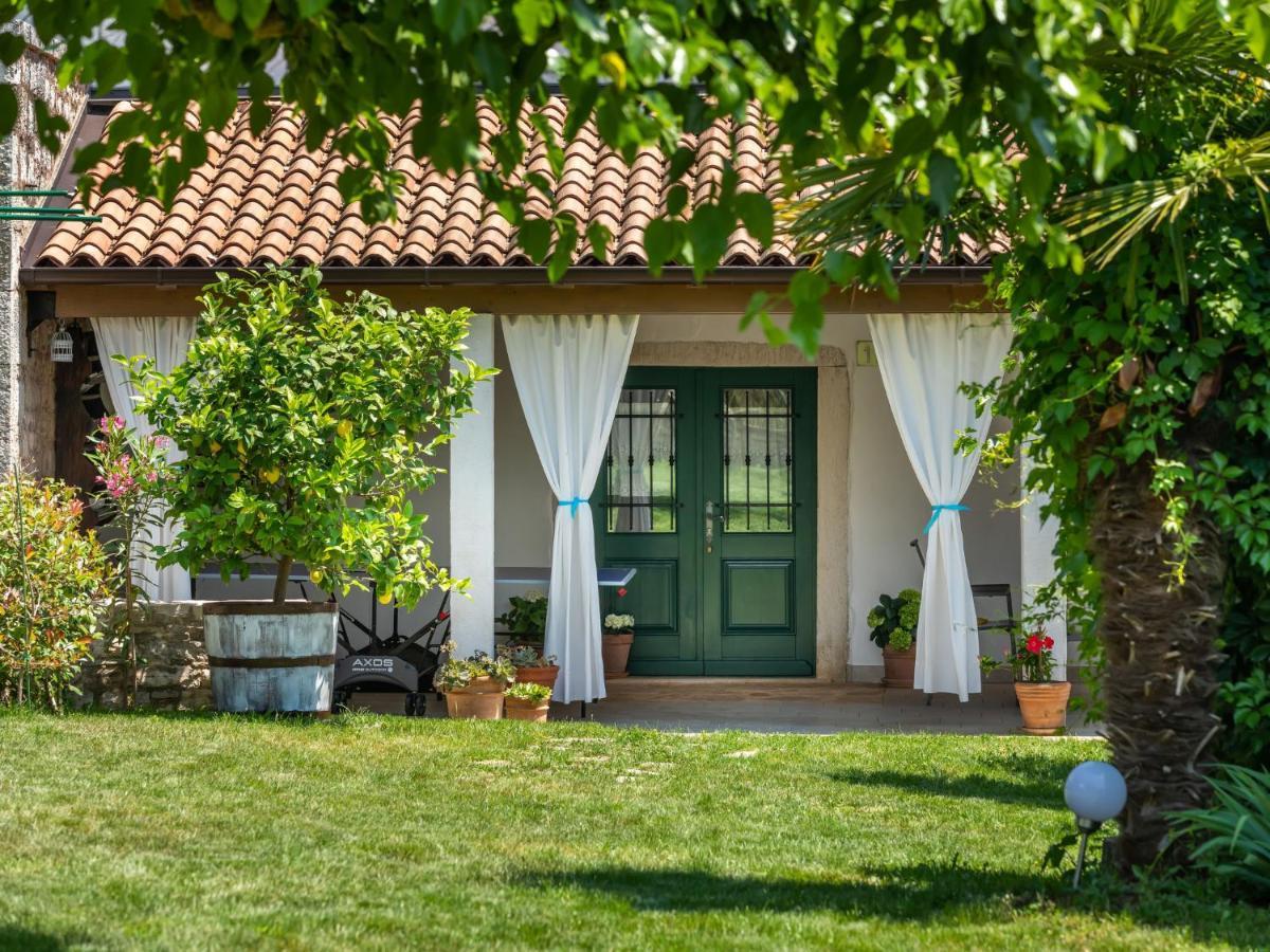Holiday Home Marija - Roj422 By Interhome Zminj Екстер'єр фото